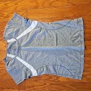 Womens DANSKIN NOW Top. Gray and white. Size 8-10.